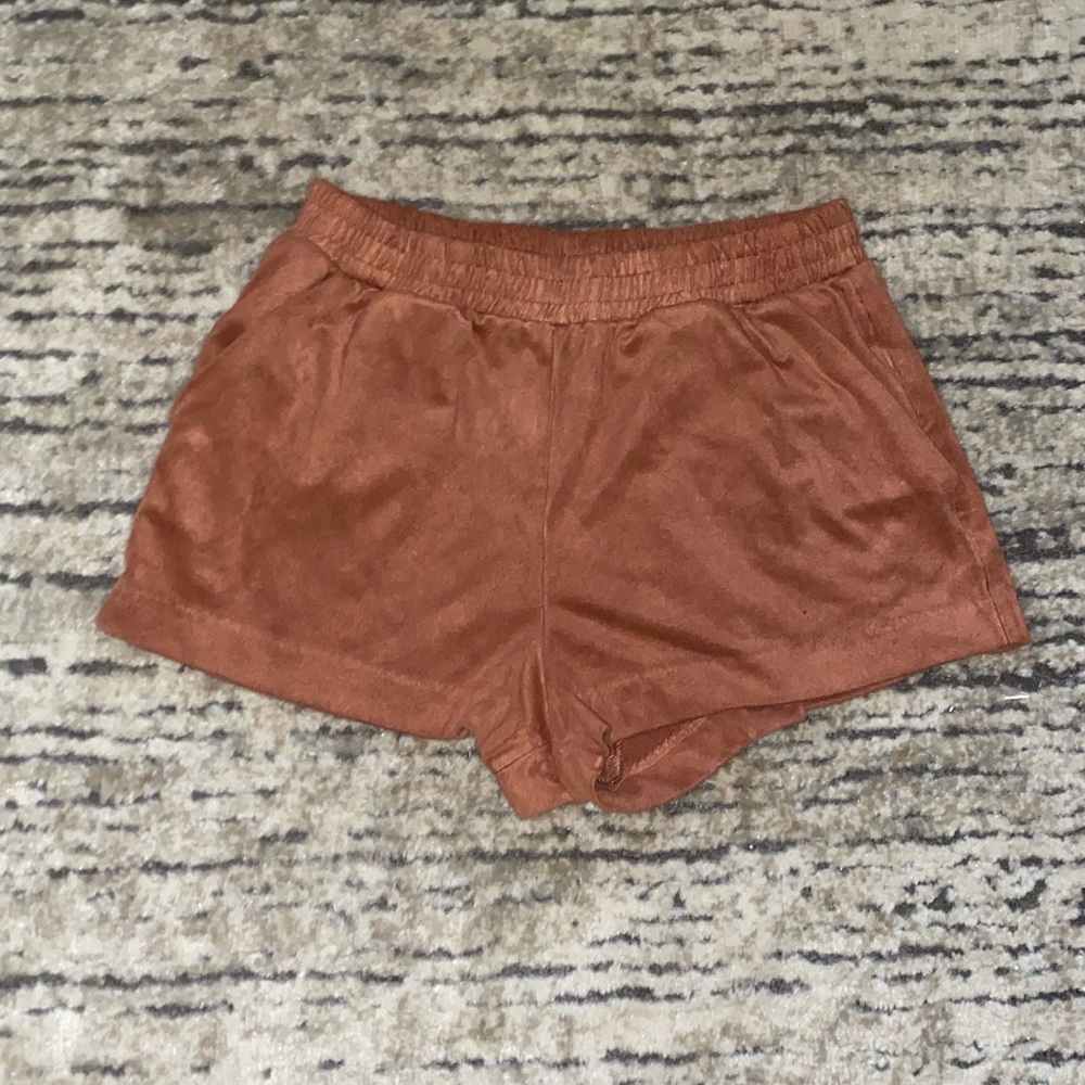 Pink suede shorts🔔3/12$🔔